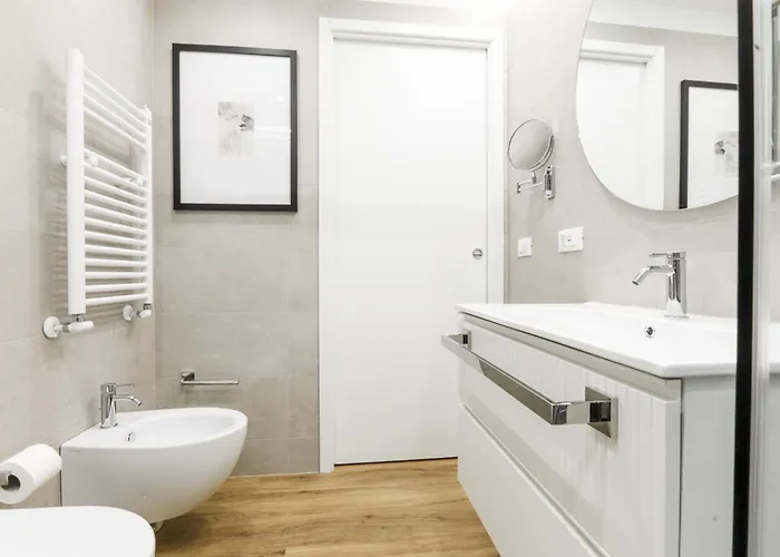Easylife - Charme, Comfort E Quiete Vicino Termini Appartamento *
