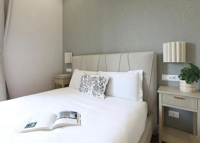 Easylife - Charme, Comfort E Quiete Vicino Termini Appartamento *