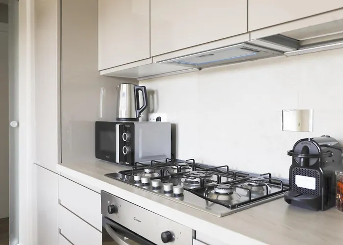Easylife - Charme, Comfort E Quiete Vicino Termini Appartamento *